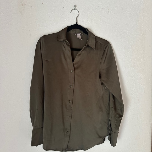 H&M Satin Olive Green Blouse - Picture 2 of 5